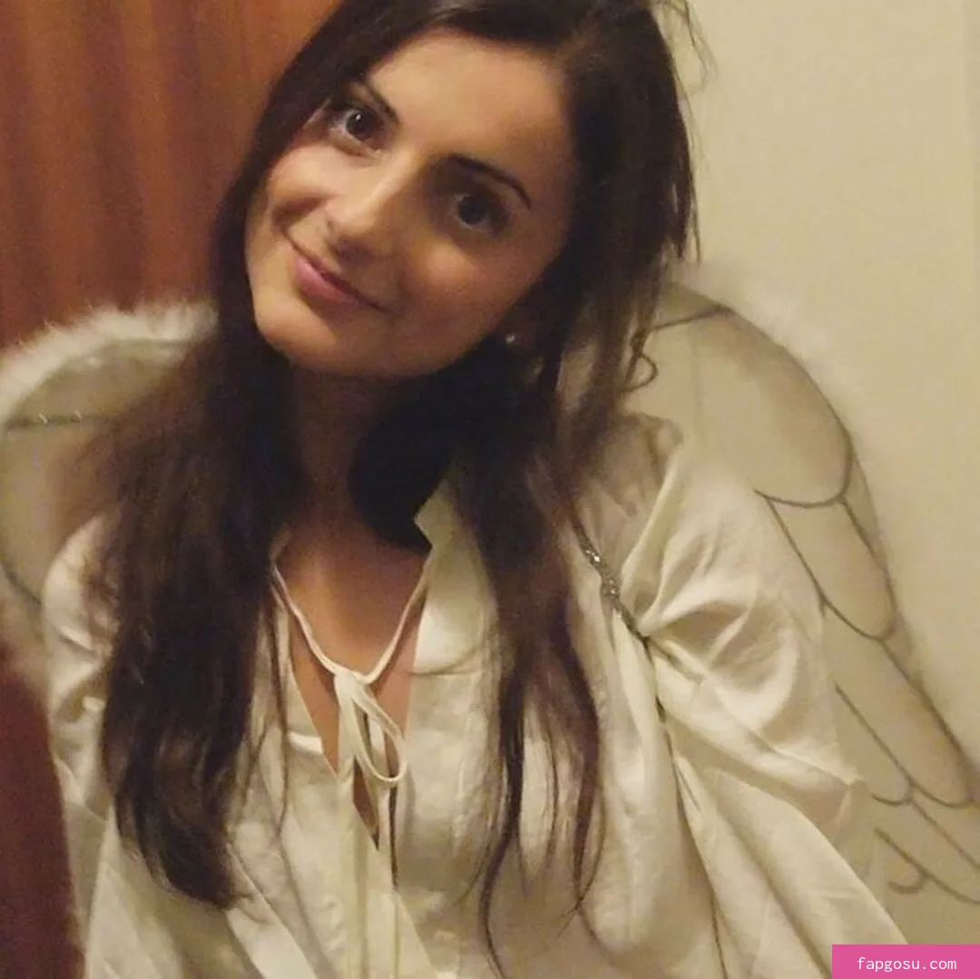 AnnieFuchsia