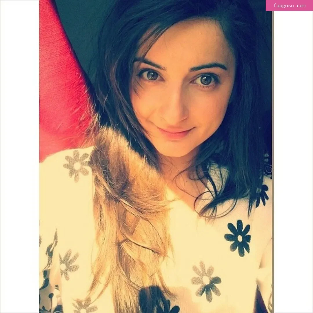 AnnieFuchsia