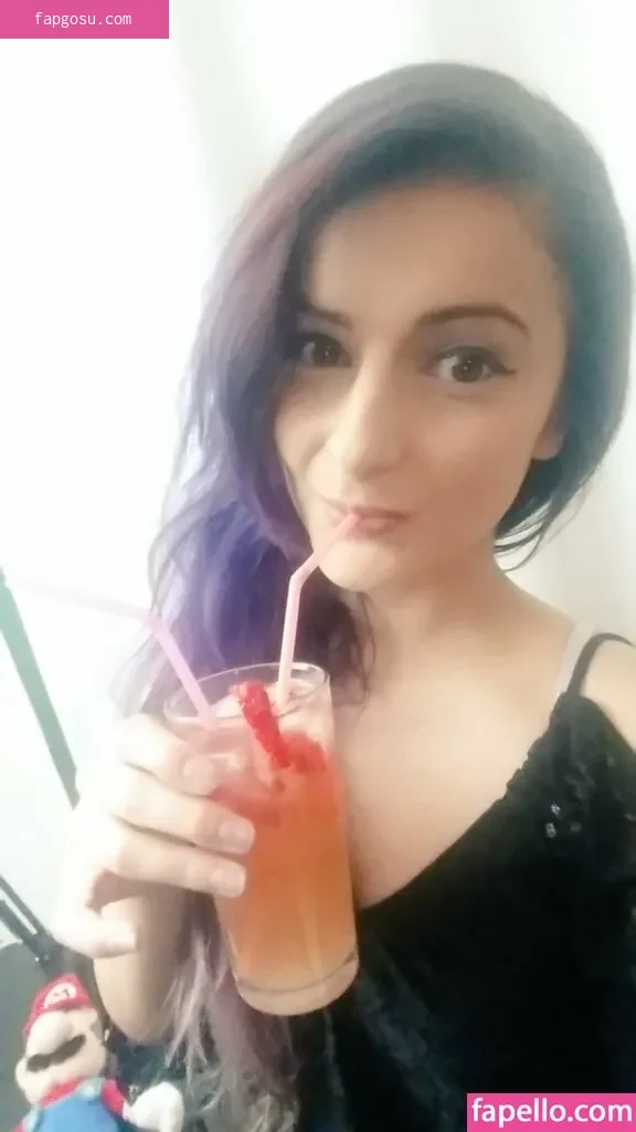 AnnieFuchsia