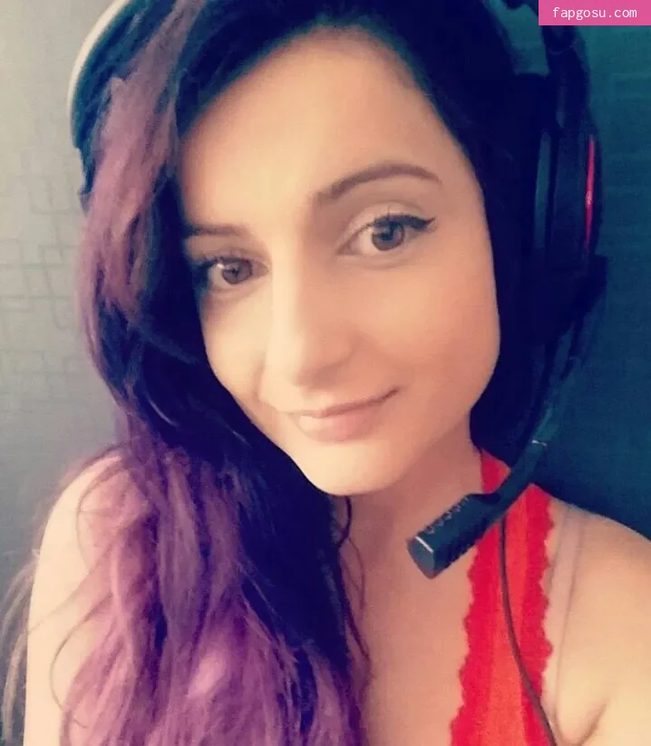 AnnieFuchsia