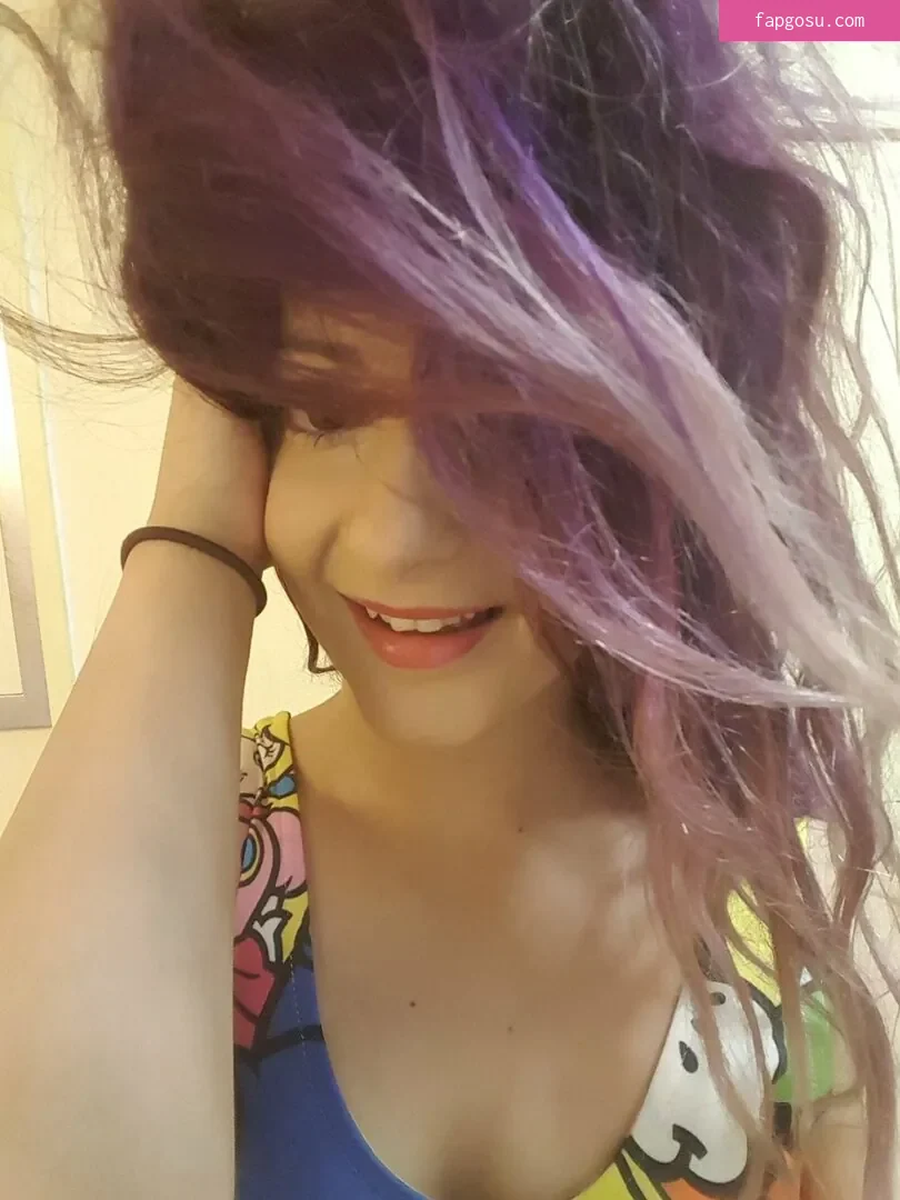 AnnieFuchsia
