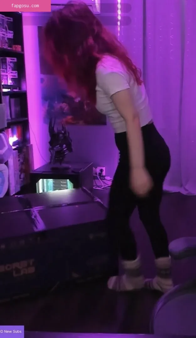 AnnieFuchsia