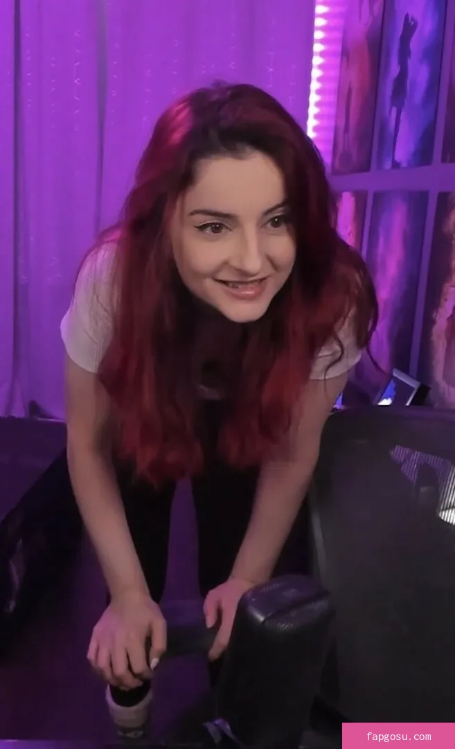 AnnieFuchsia