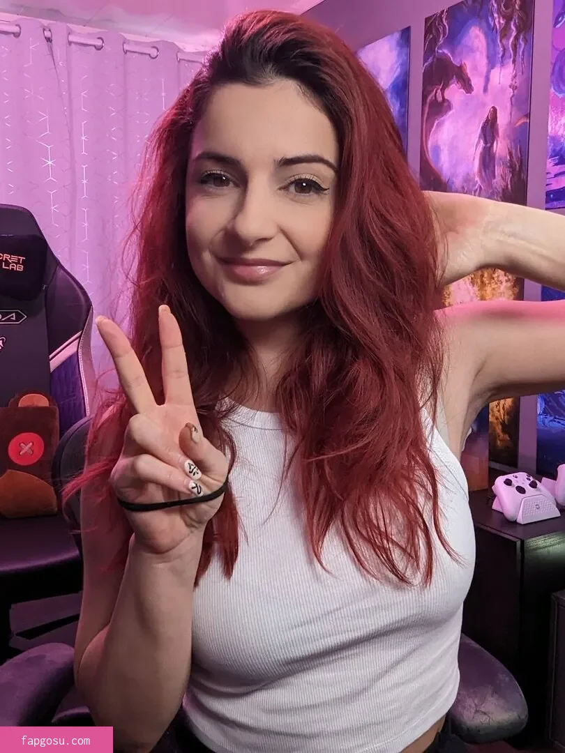 AnnieFuchsia