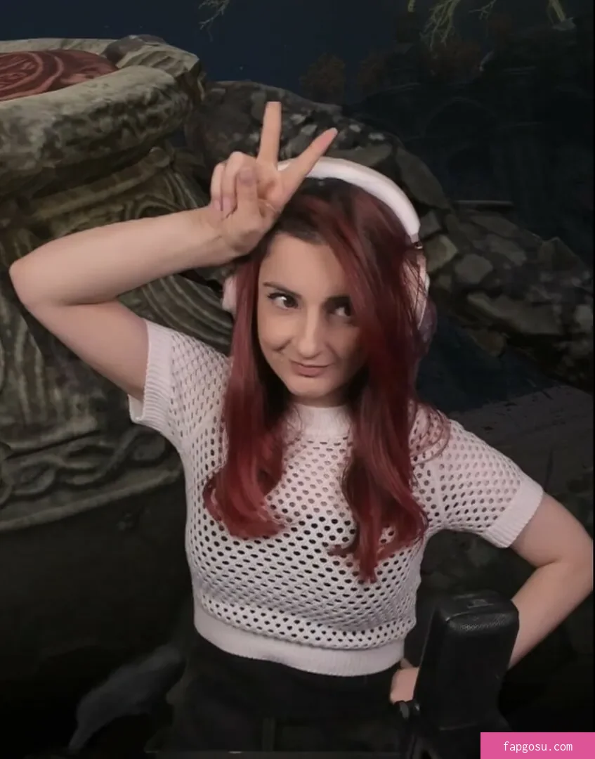 AnnieFuchsia