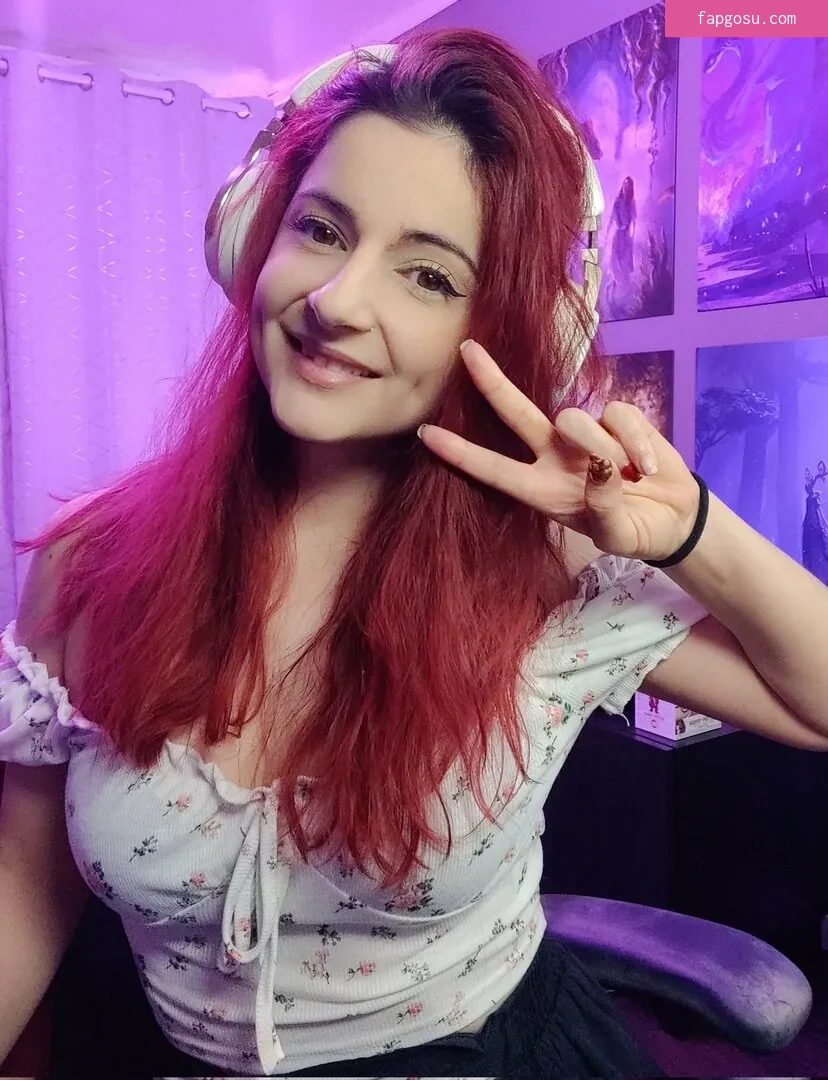 AnnieFuchsia