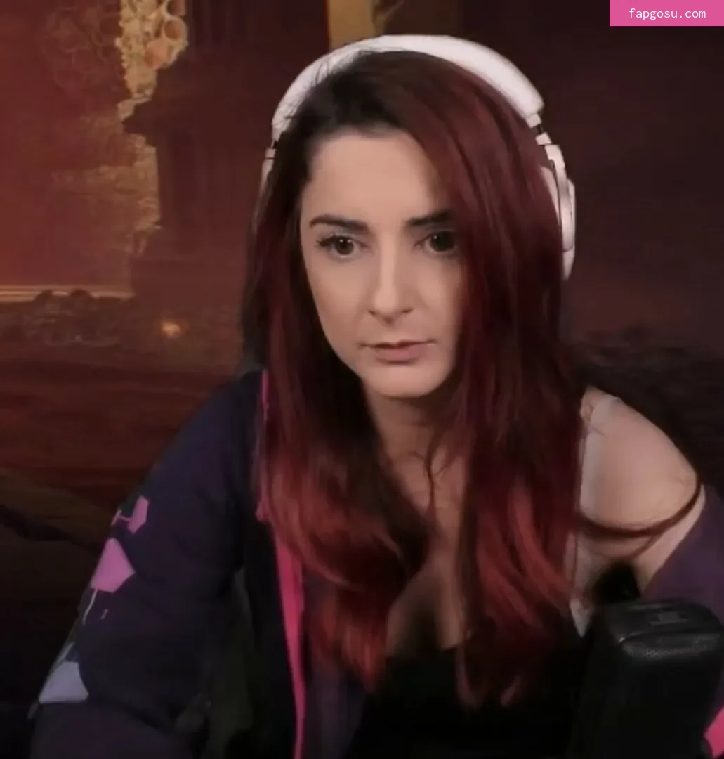 AnnieFuchsia