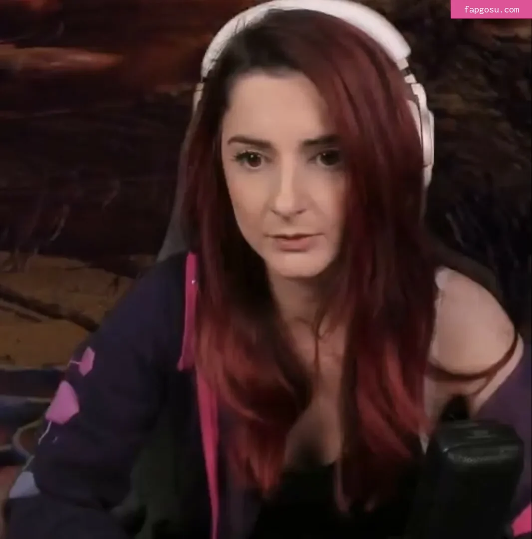 AnnieFuchsia