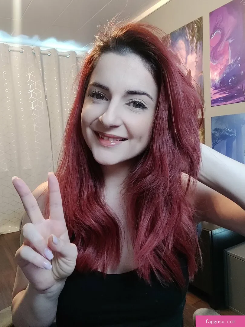 AnnieFuchsia