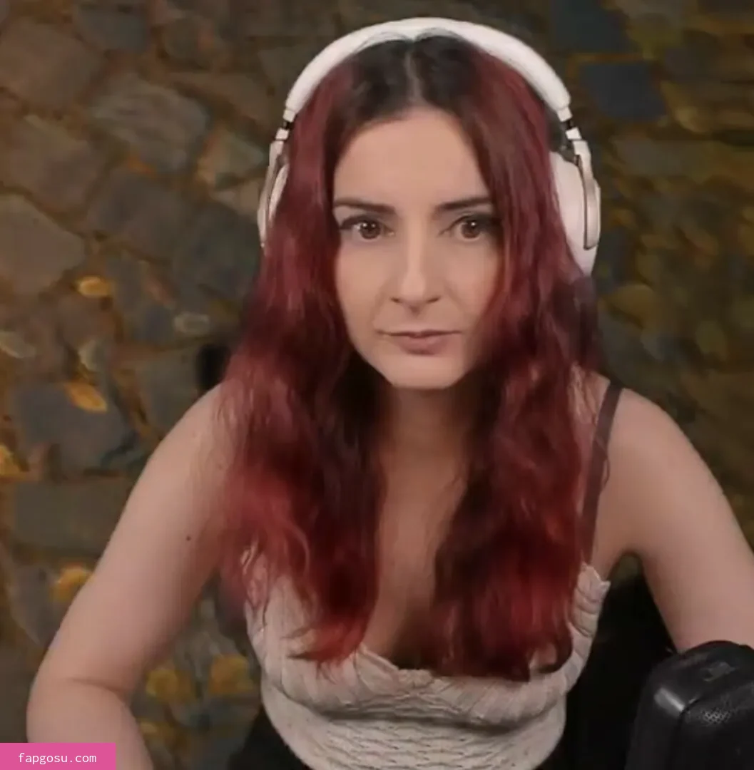 AnnieFuchsia