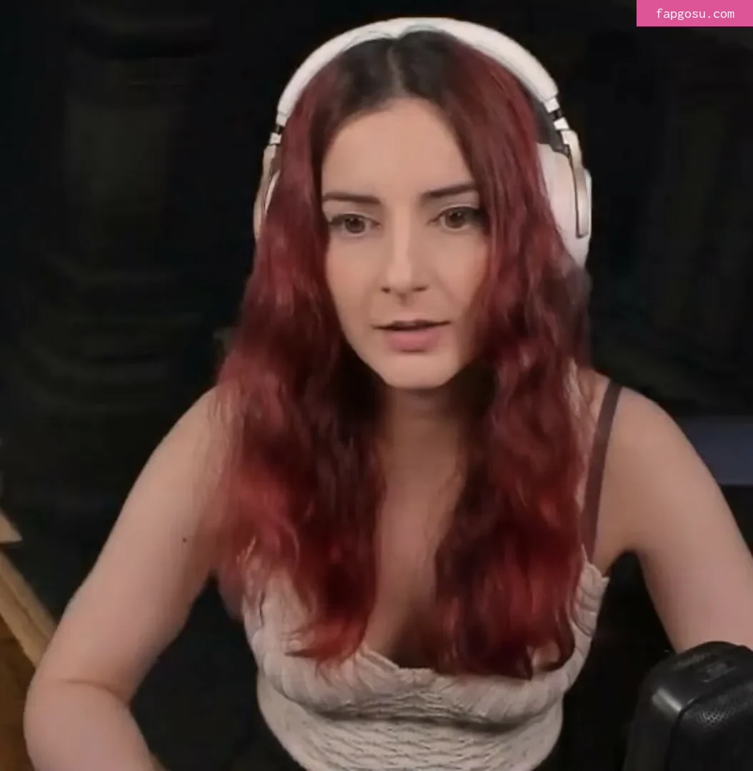 AnnieFuchsia