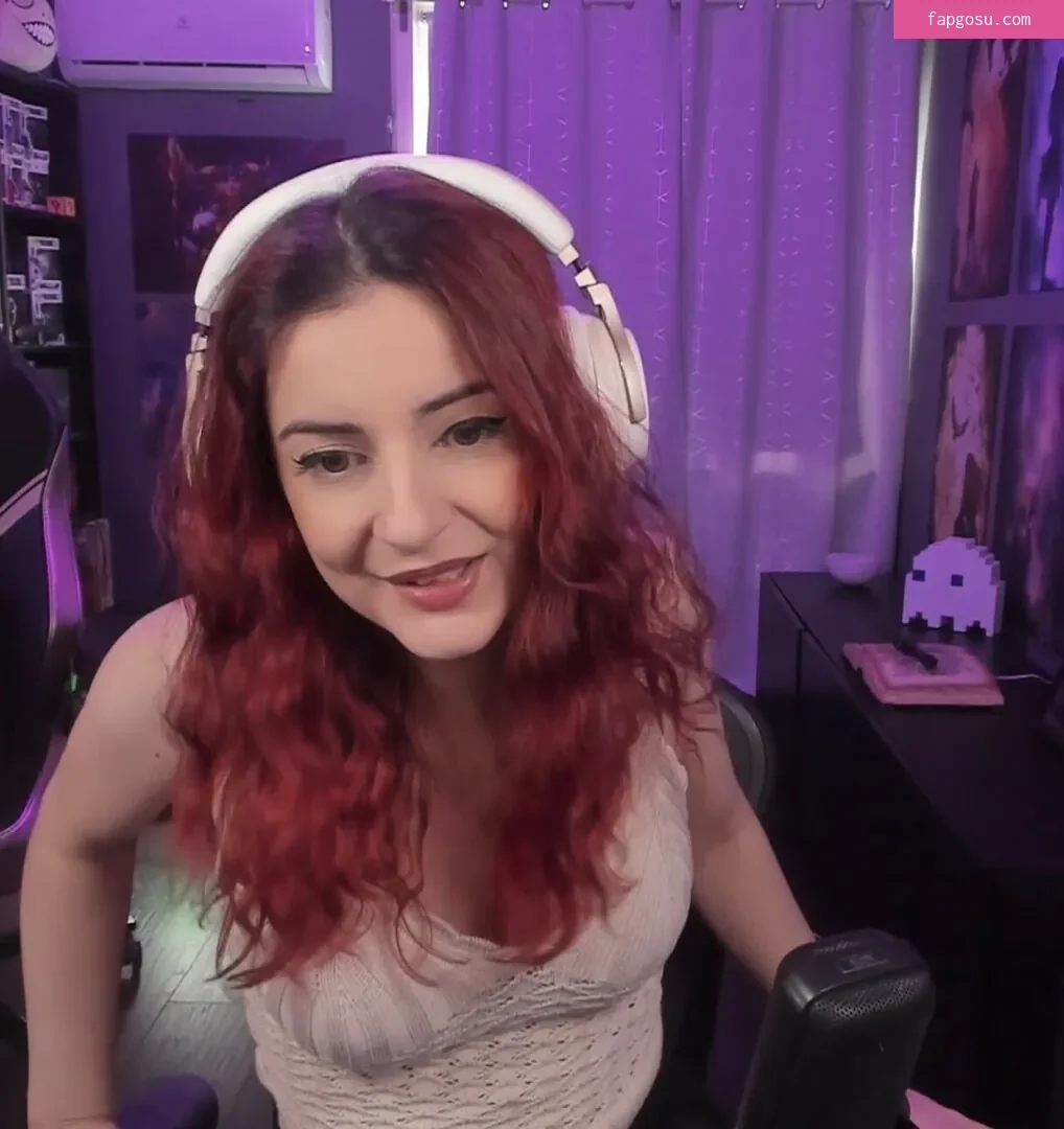 AnnieFuchsia