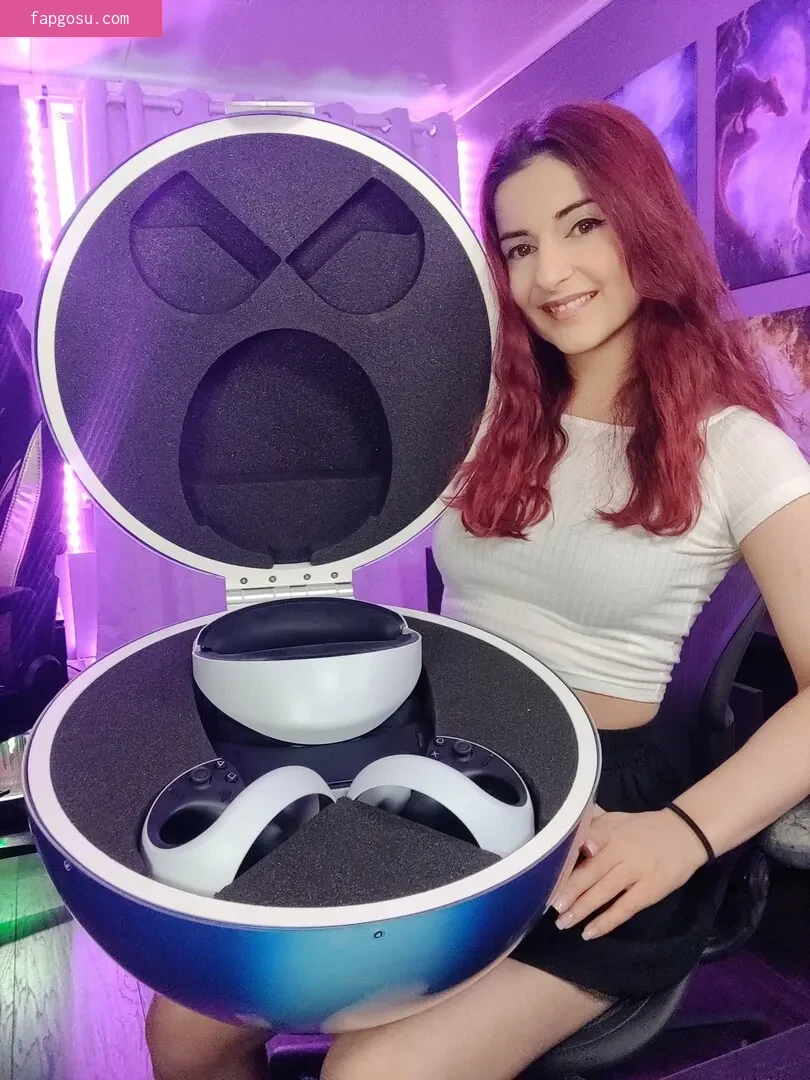 AnnieFuchsia