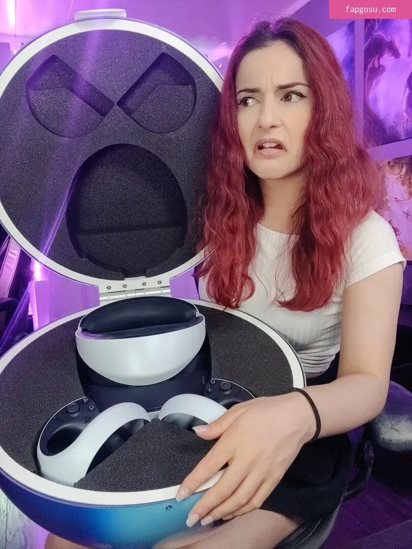 AnnieFuchsia