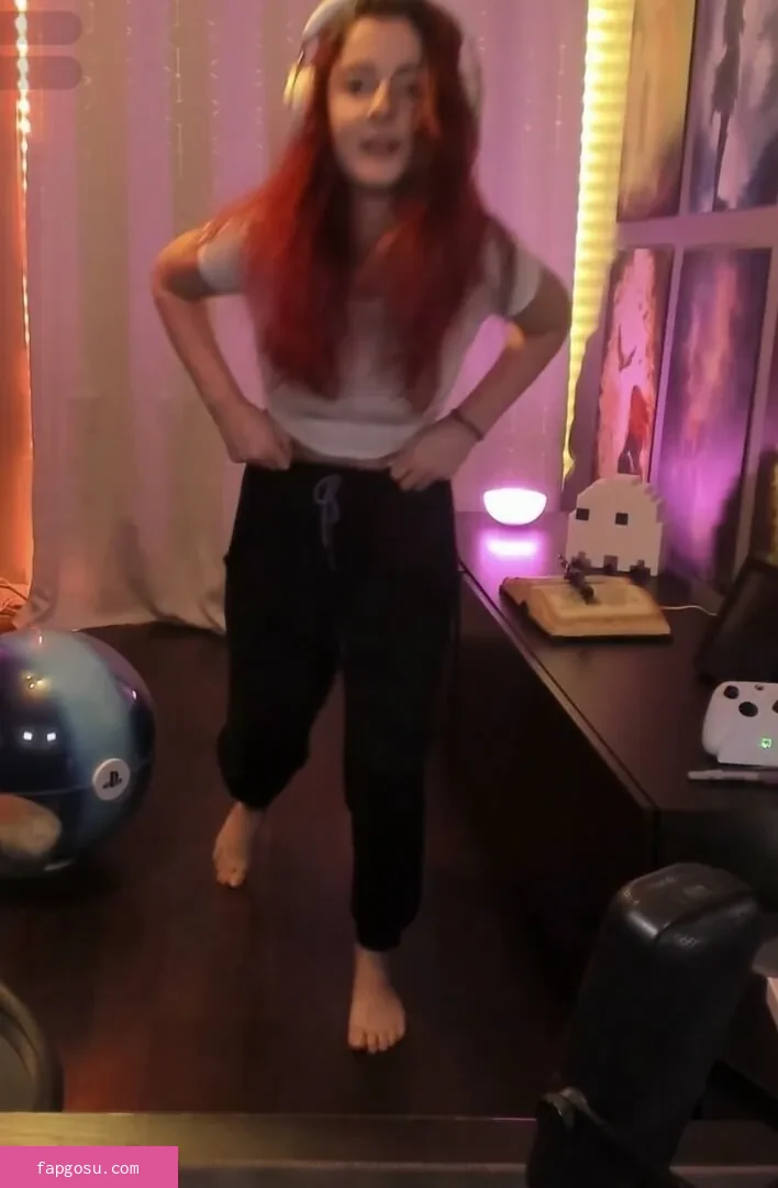AnnieFuchsia
