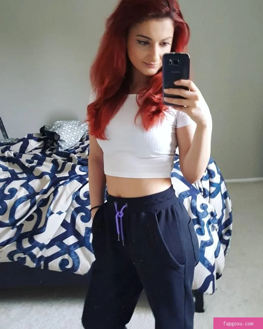 AnnieFuchsia