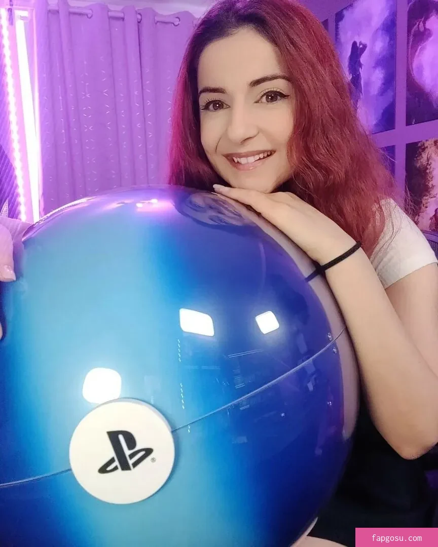 AnnieFuchsia