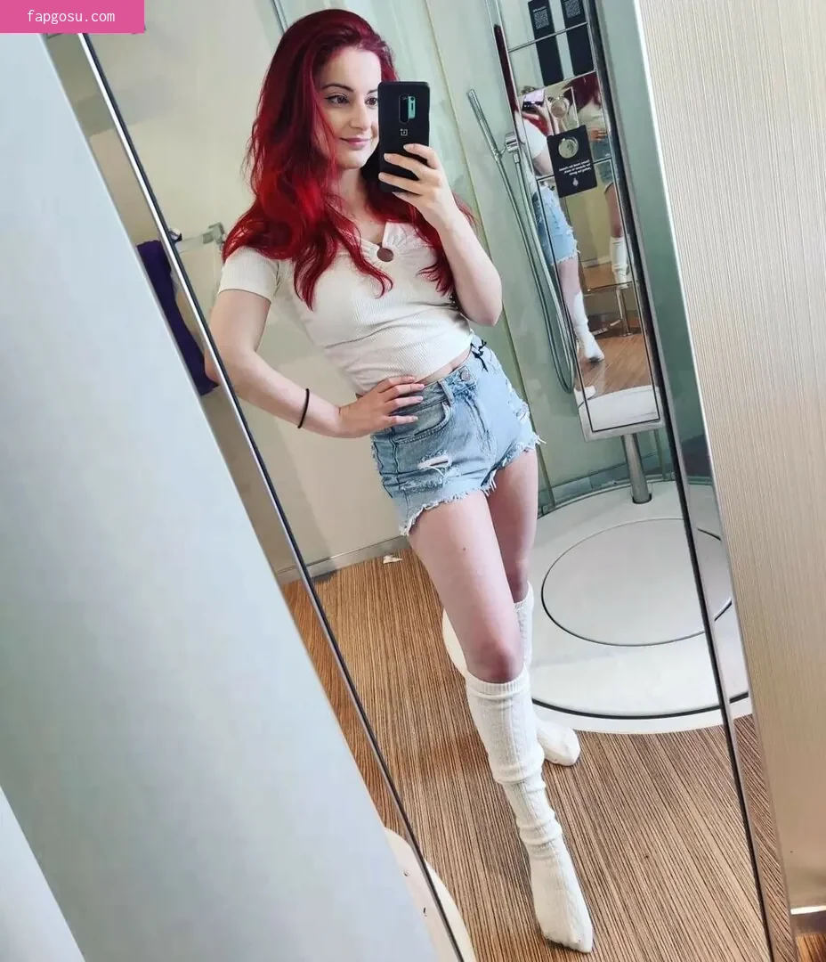AnnieFuchsia