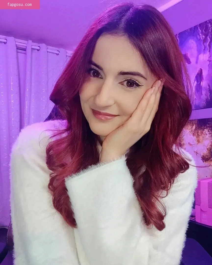 AnnieFuchsia