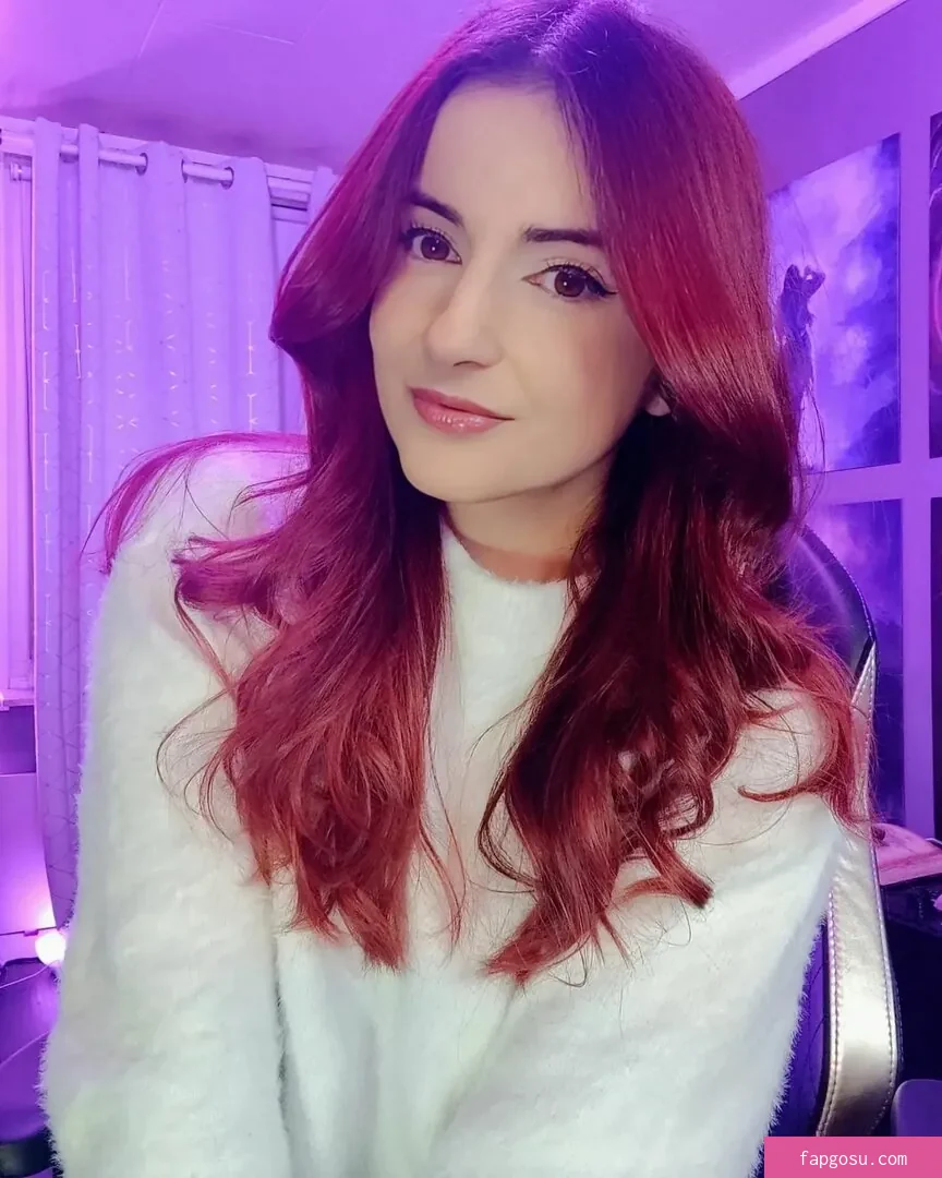 AnnieFuchsia
