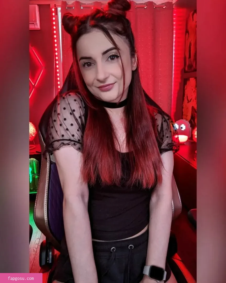 AnnieFuchsia