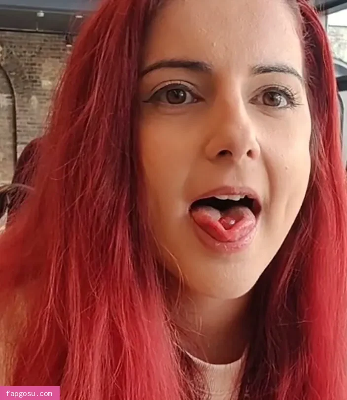 AnnieFuchsia