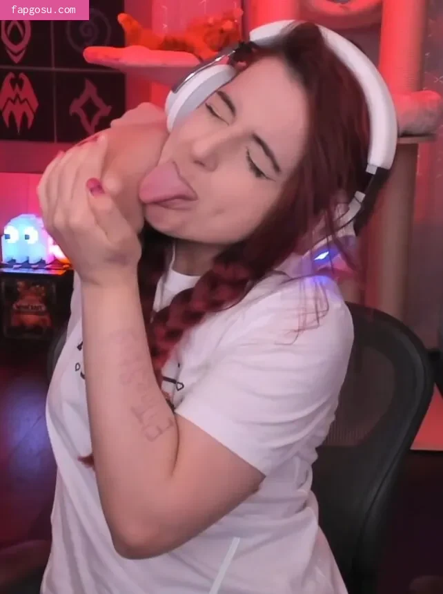 AnnieFuchsia