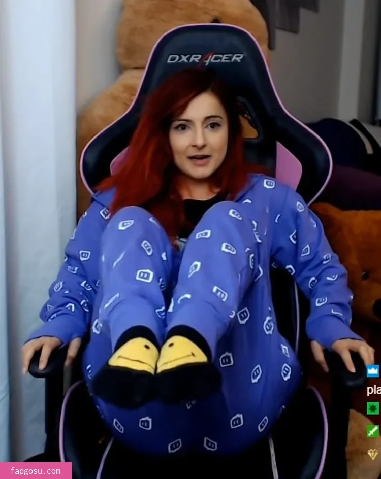 AnnieFuchsia