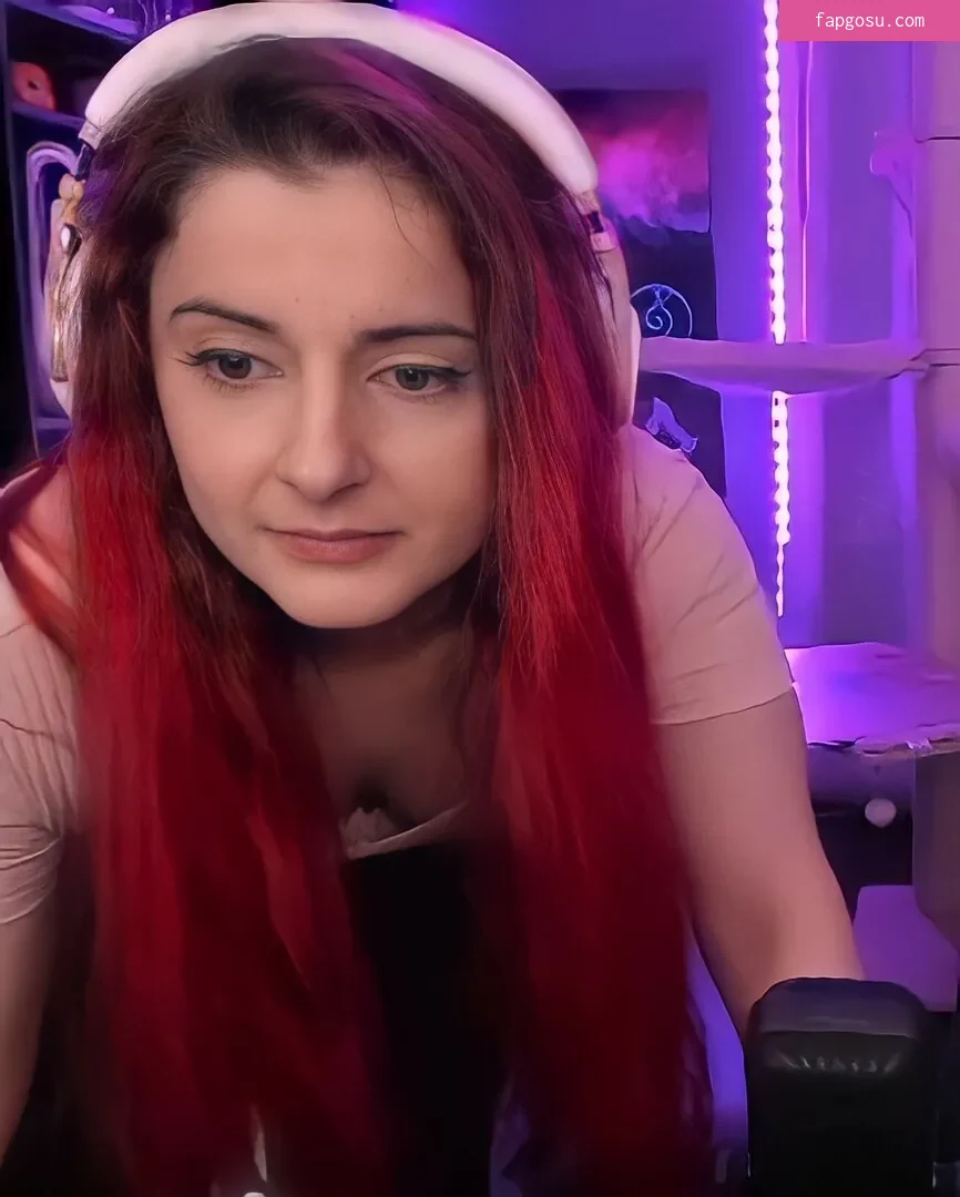 AnnieFuchsia