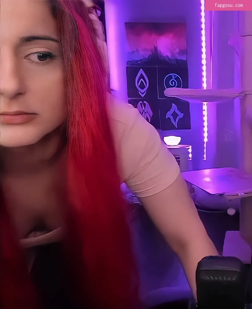 AnnieFuchsia