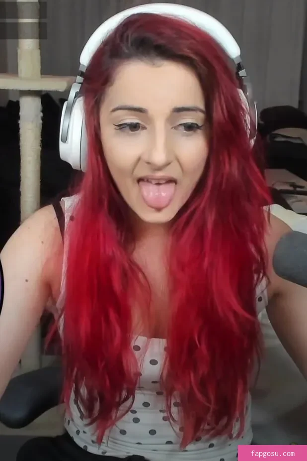 AnnieFuchsia