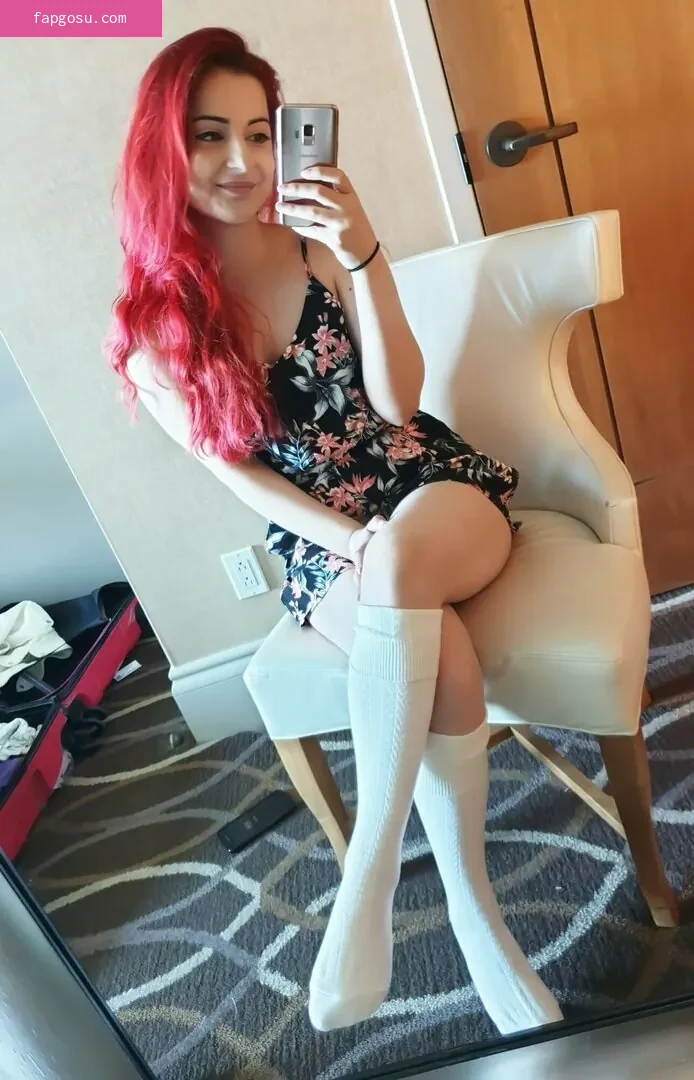 AnnieFuchsia