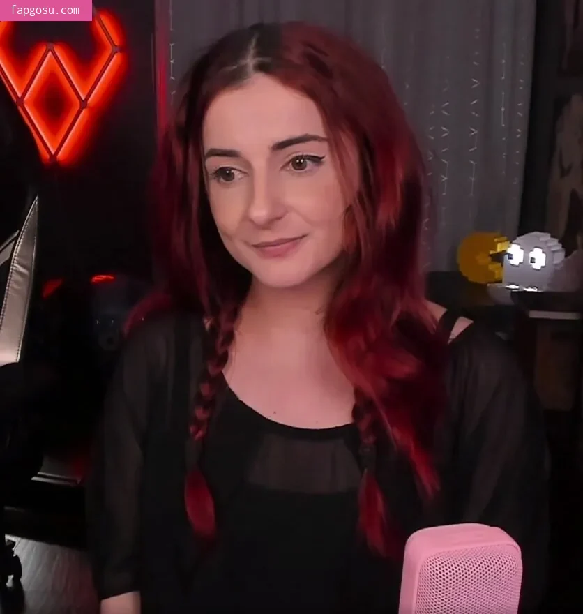 AnnieFuchsia