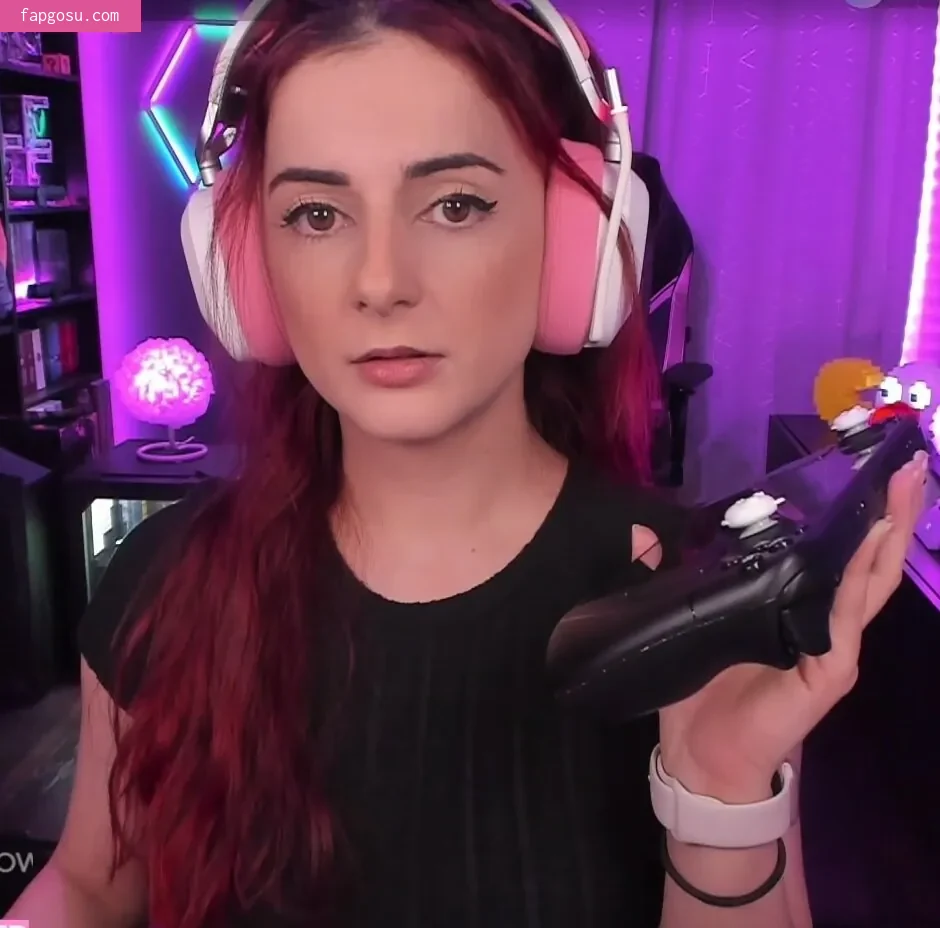 AnnieFuchsia