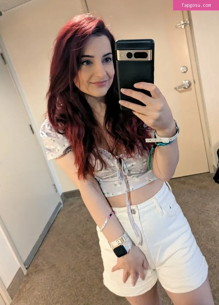 AnnieFuchsia