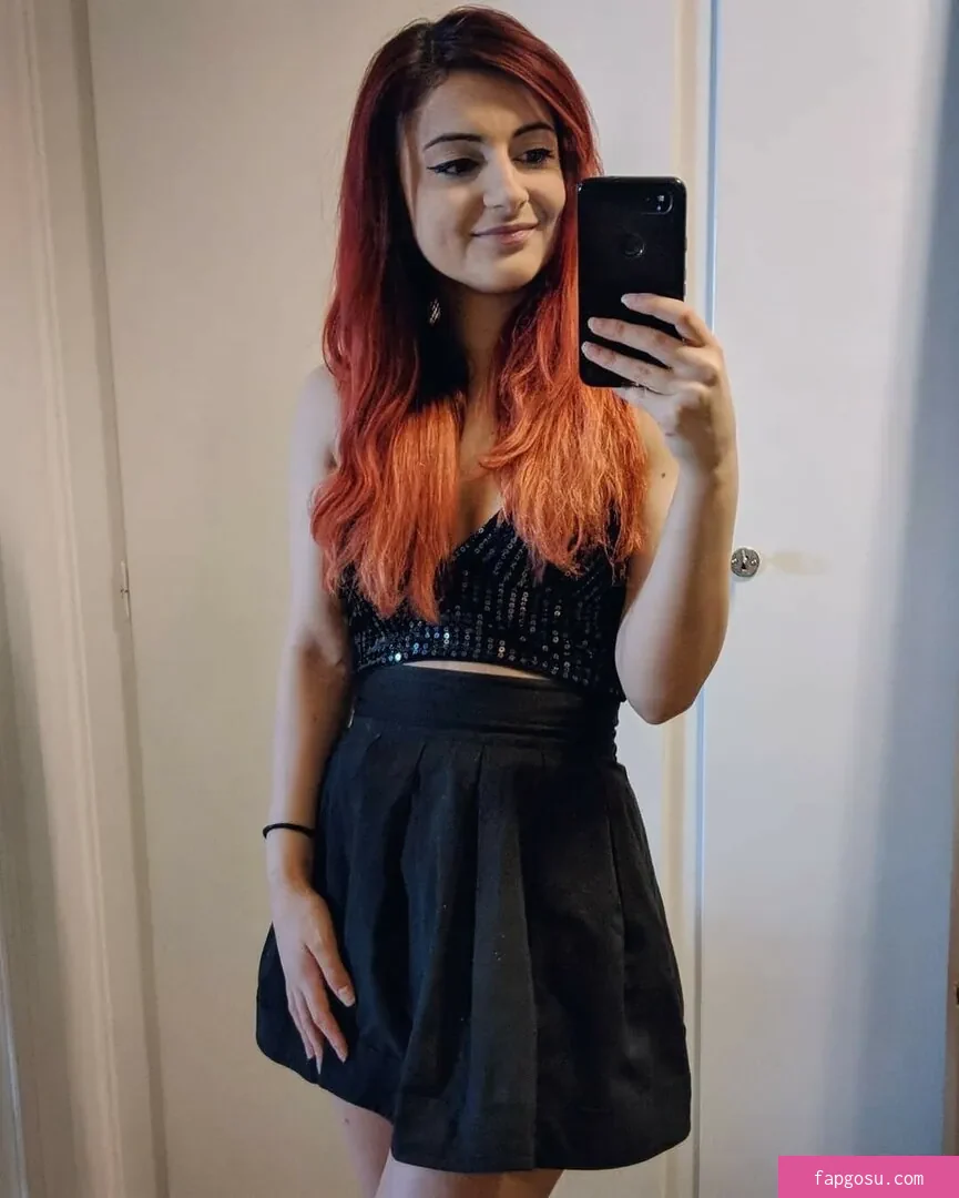 AnnieFuchsia