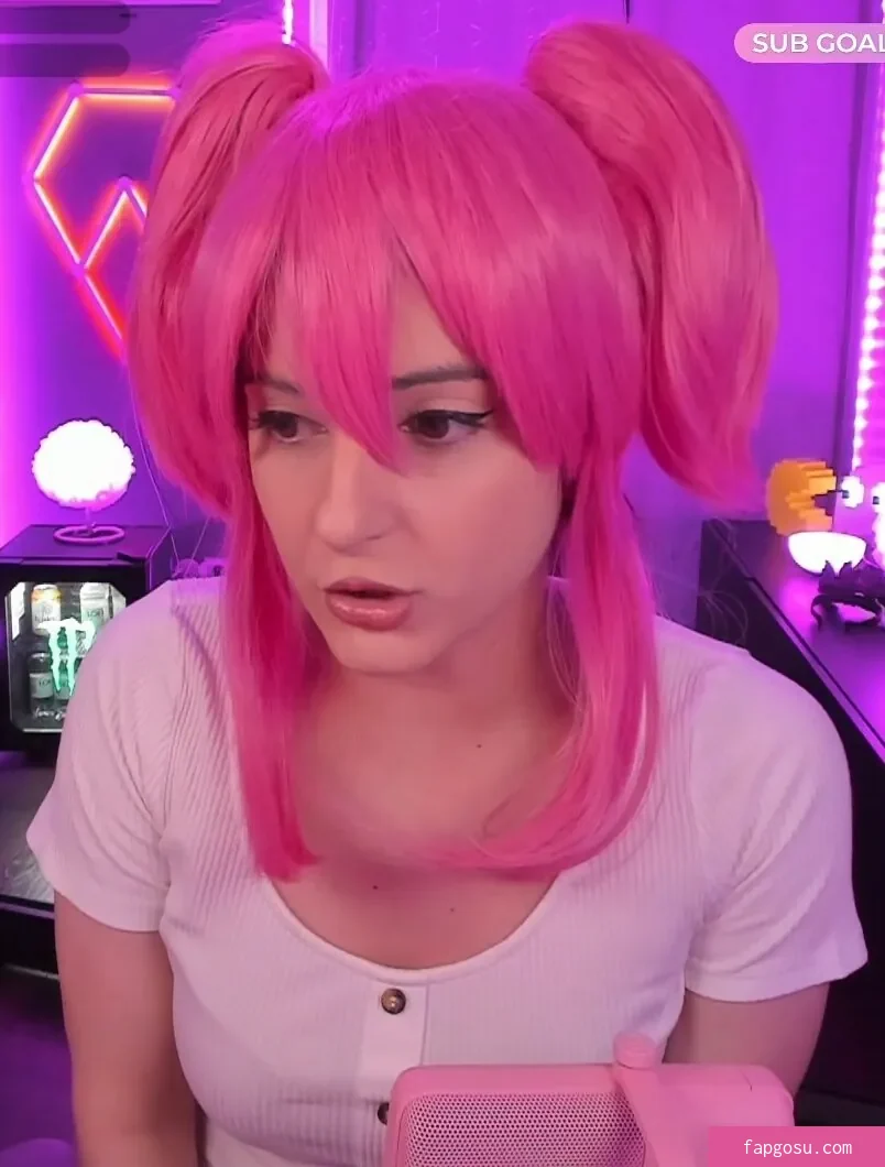 AnnieFuchsia
