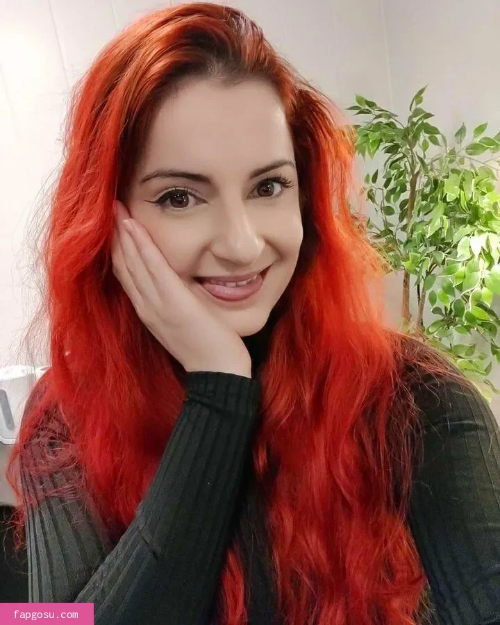 AnnieFuchsia