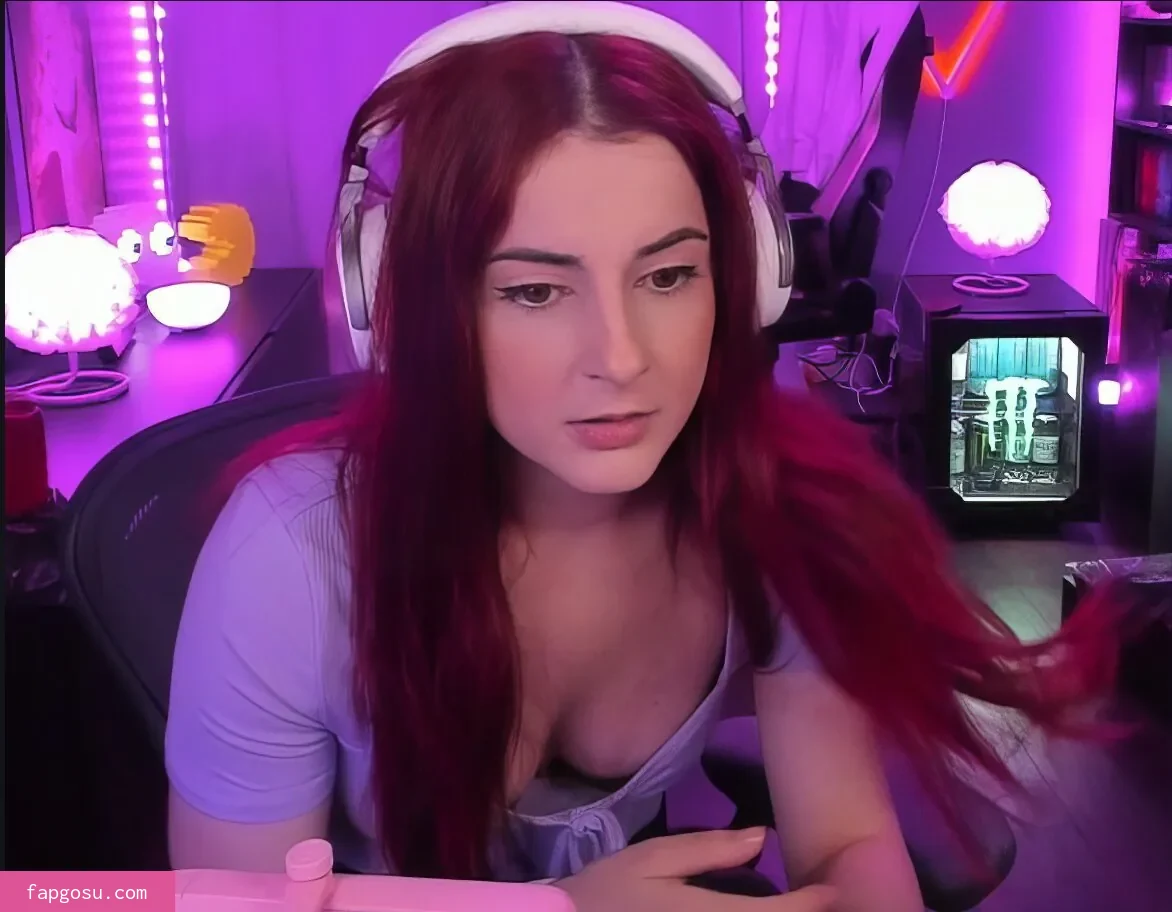 AnnieFuchsia