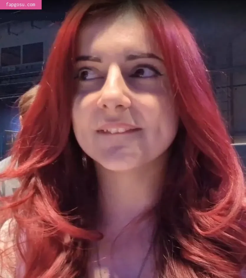AnnieFuchsia