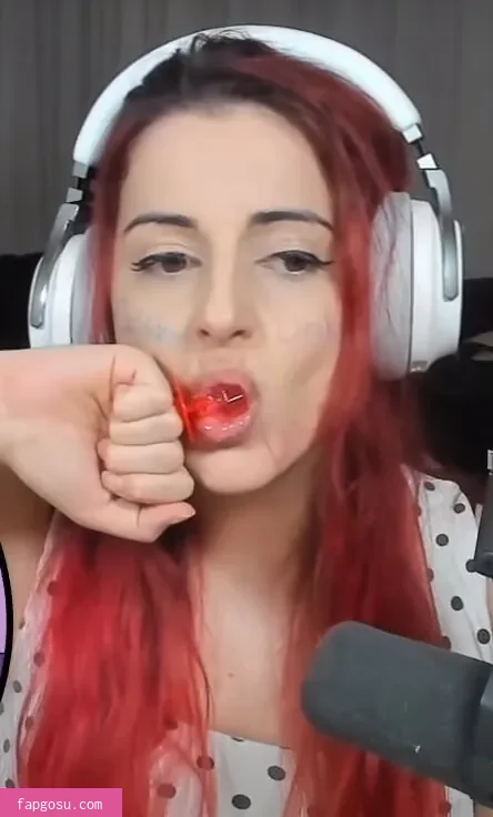 AnnieFuchsia