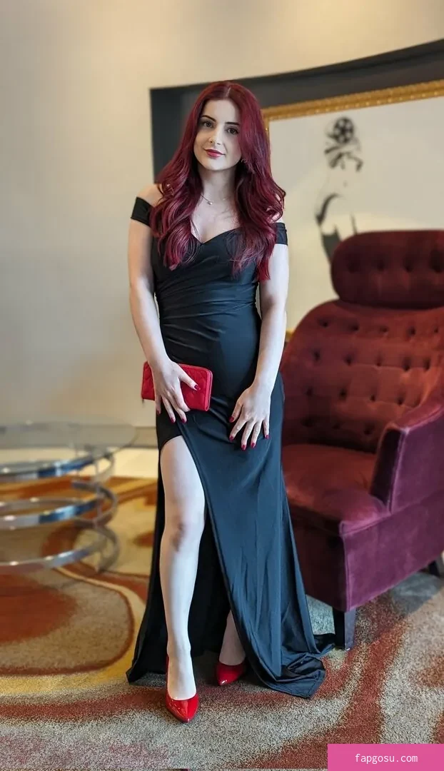 AnnieFuchsia