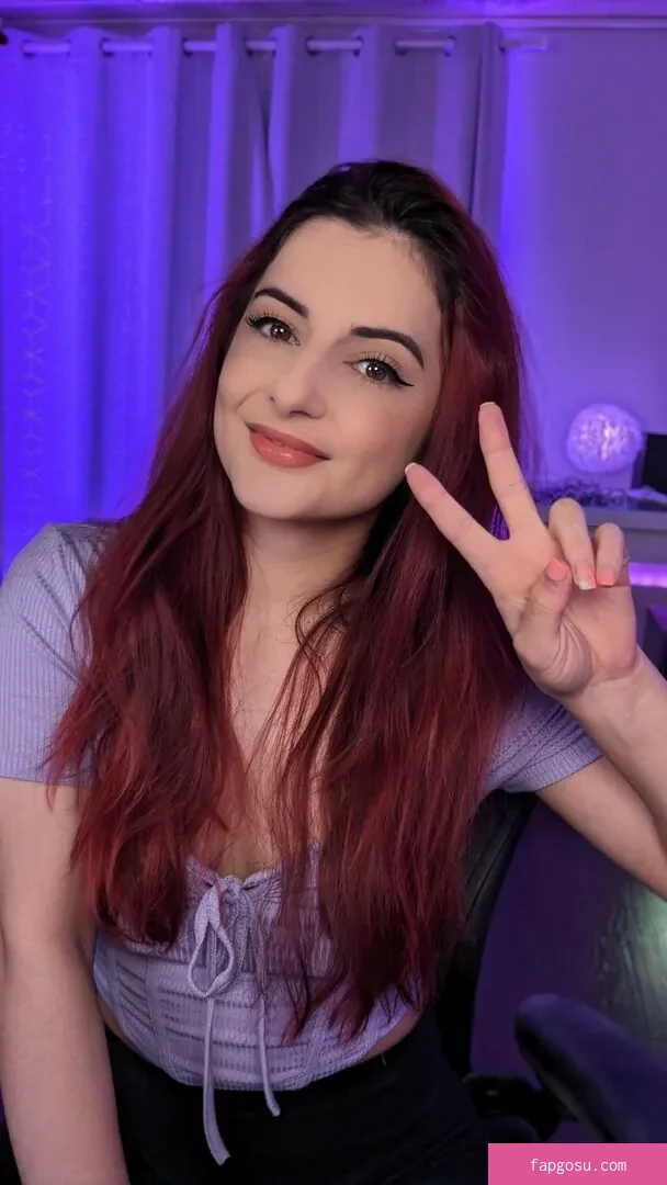 AnnieFuchsia