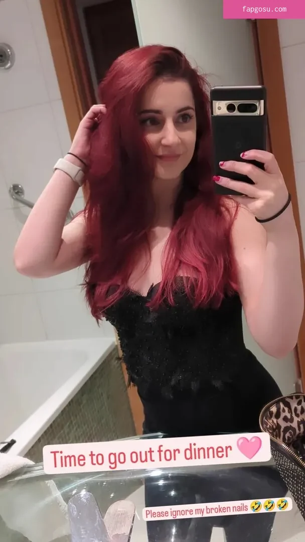 AnnieFuchsia