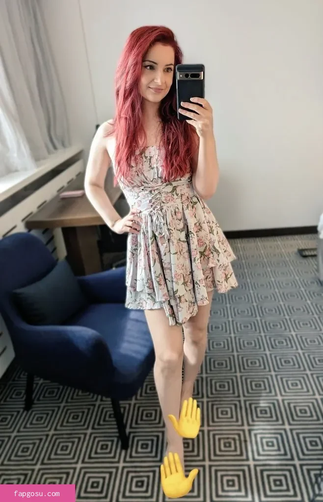 AnnieFuchsia