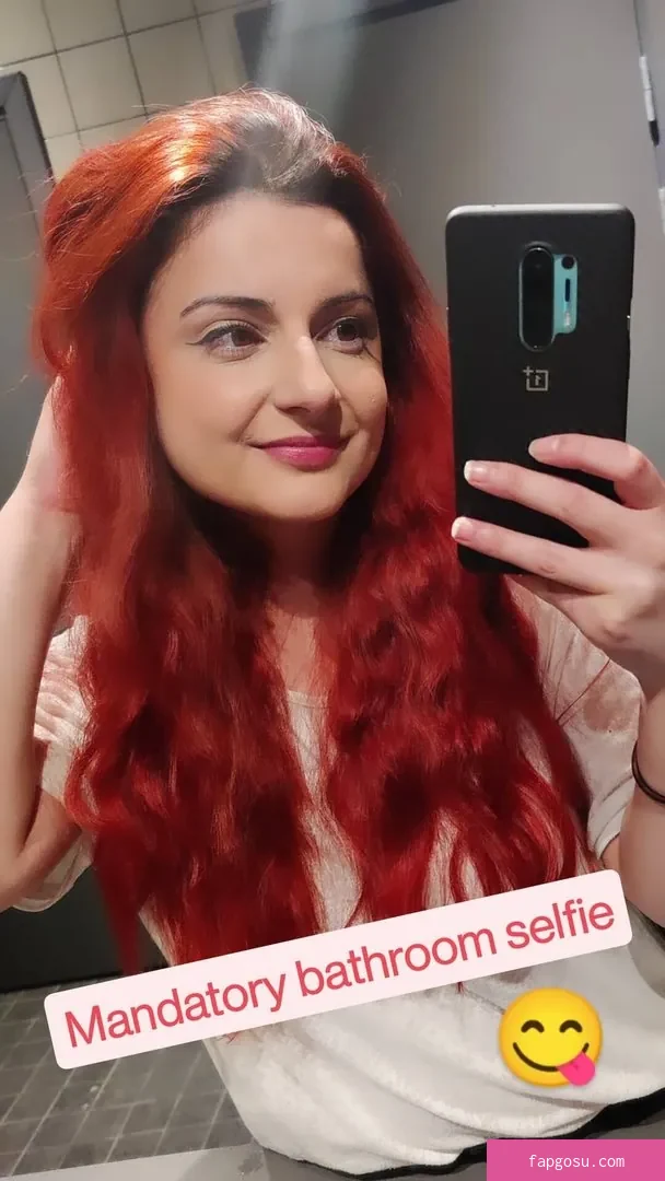 AnnieFuchsia