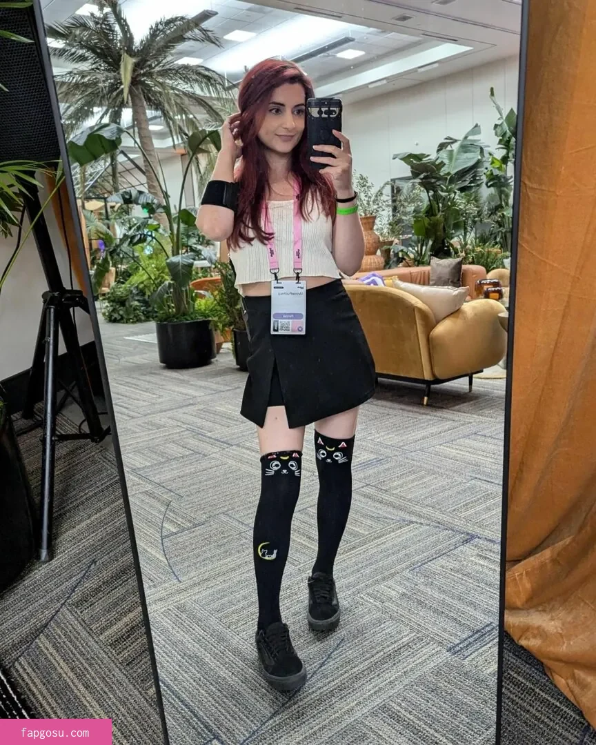 AnnieFuchsia