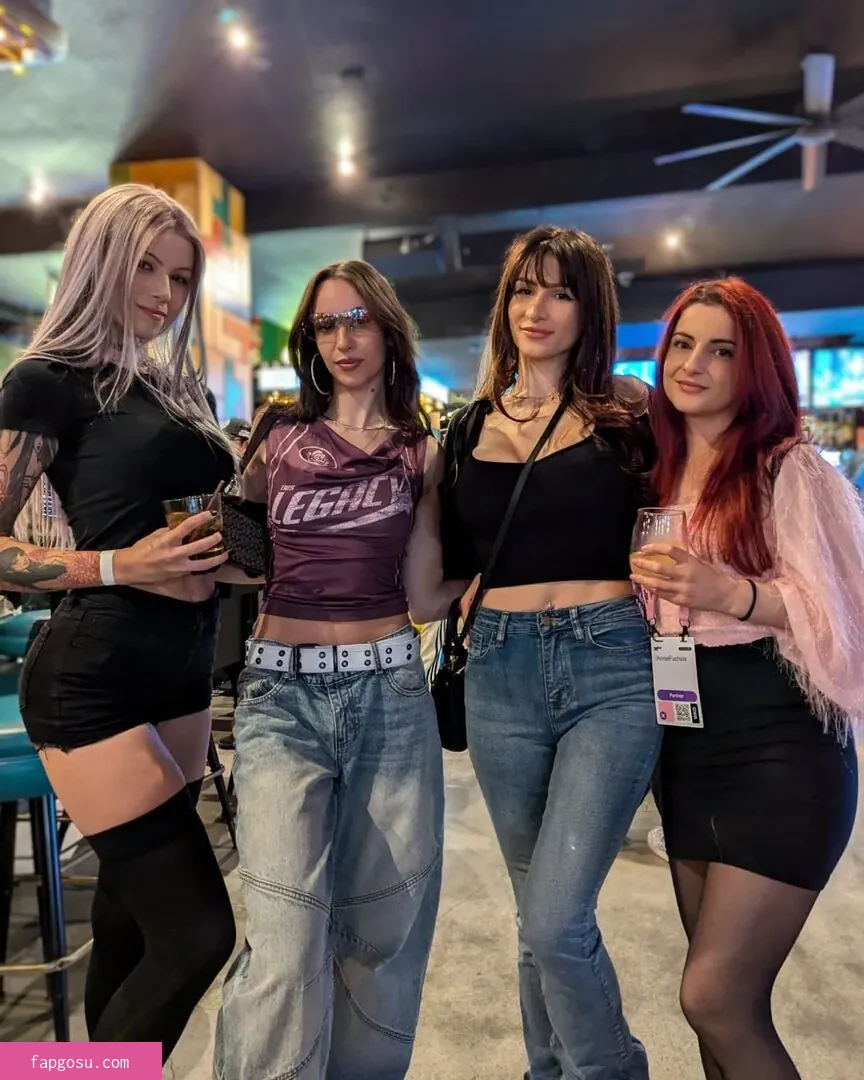 AnnieFuchsia