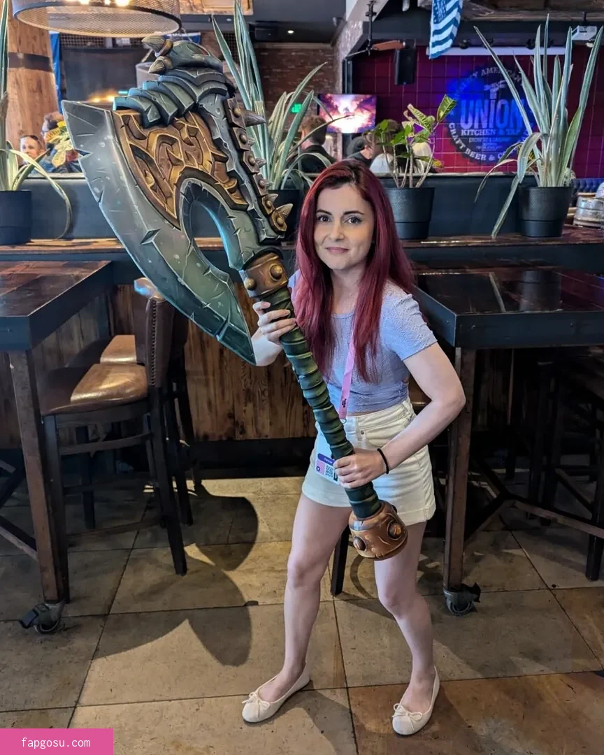 AnnieFuchsia