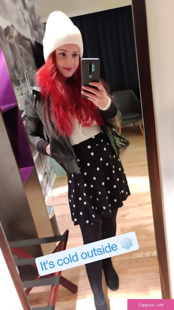 AnnieFuchsia